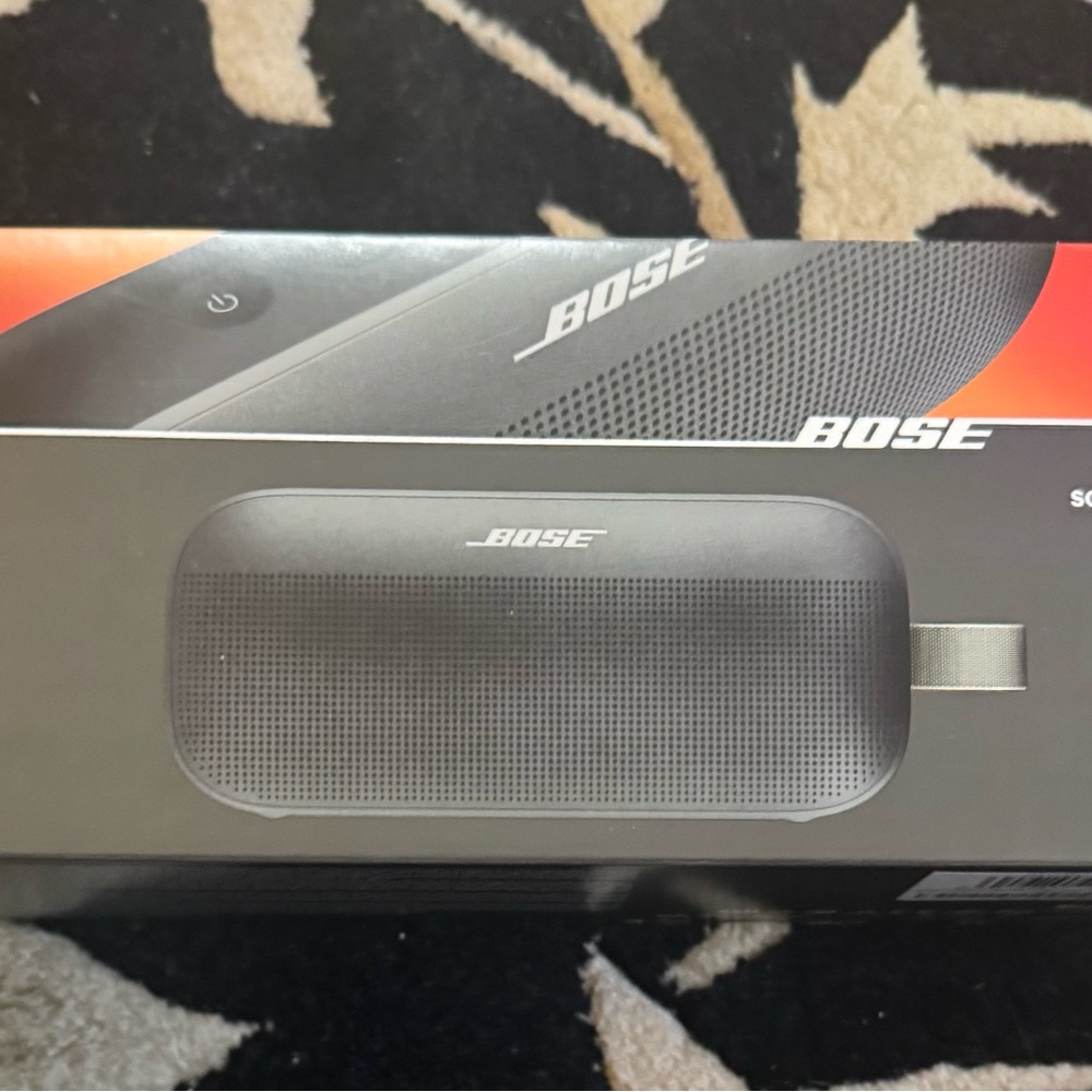 NWT Bose Black Wireless Speaker - Picture 2 of 6